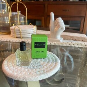 Valentino dabber perfume